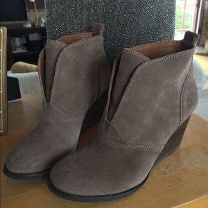 Lucky Brand booties